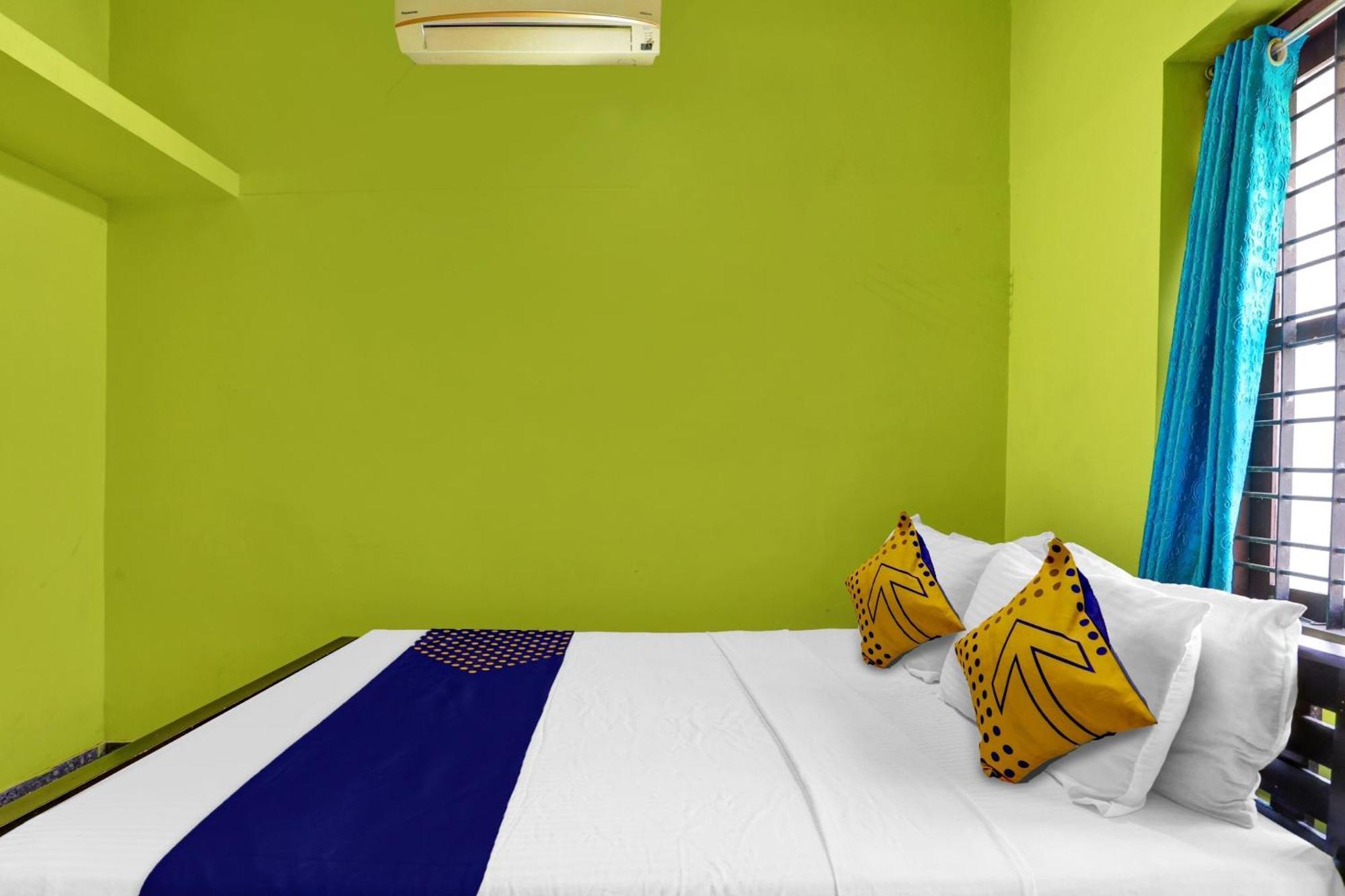 Hotel O Ashok Inn Kazhakuttam Esterno foto